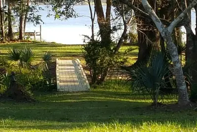 Image de Nouvelle annonce Charmant pavillon historique au bord de la rivière Ouverture en mars 2020-Réservez maintenant