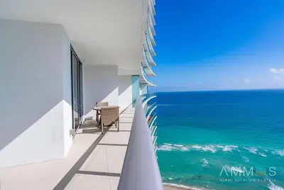 Image de Ocean front 2 bed 29th floor Miami