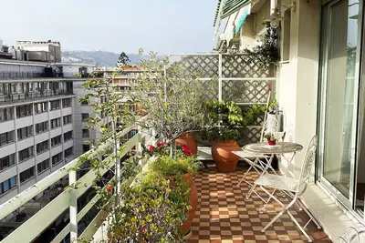 Image de 59. A cosy apartment with a sunny terrace close to Place Massena and the sea