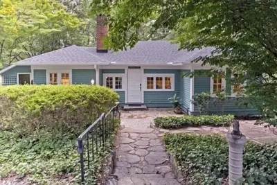Image de Tryon Historic Cottage remodelé / extras romantiques!