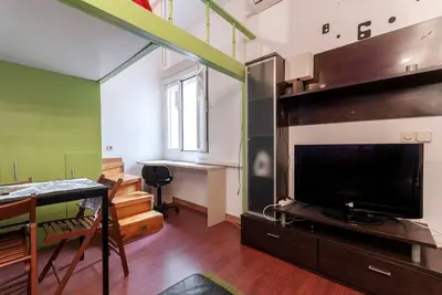 Image de Calme et paisible et près des musées et des galeries