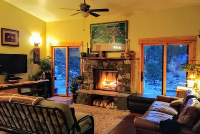 Image de Retraite Mountain Vibe au-dessus de Salida; Compatible Mcs