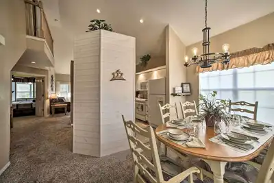 Image de Nouveau! Escapade au bord du lac - Marchez jusqu'à la pêche et la marina!