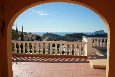 Image de Villa avec vue fantastique et piscine privée