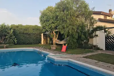 Image de Villa avec piscine près de la mer
