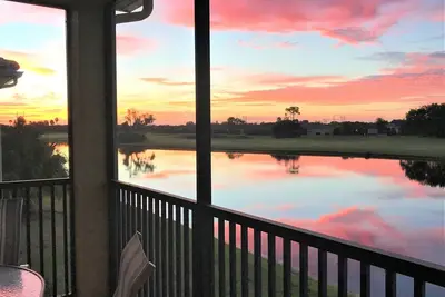 Image de Condo spacieux au 2e étage avec vue sur le lac, 3 chambres / 2 salles de bain, golf incl. , Animaux acceptés.