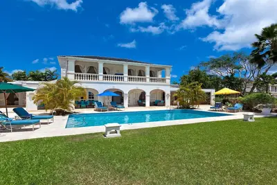 Une belle villa Royal Westmoreland avec piscine privée et accès au club de plage