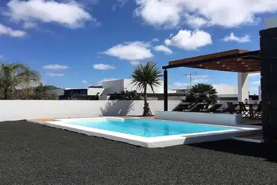 Image de Villa Miramar C3 est une belle villa moderne, situé dans une position tranquille dans le jamais - st