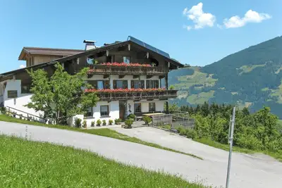 Image de Joli appartement pour 10 personnes avec Wifi, Tv, balcon et parking