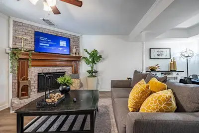 Image de The Nest - Just 5 Miles from Braves & so close to Atl!