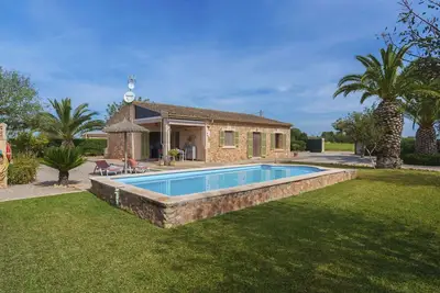 Image de Merveilleuse maison de vacances privée avec Wifi, climatisation, piscine privée, Tv et terrasse