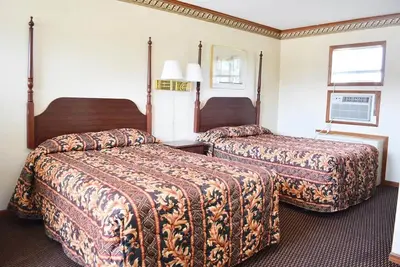 Image de Budget Inn / 2 Queen Bed-Smoking