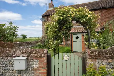 Image de Corner Cottage - peut accueillir 7 personnes dans 4 chambres