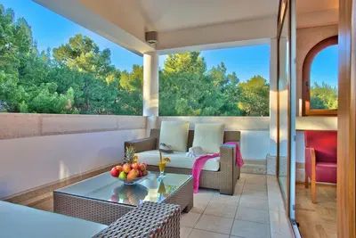 Image de Homerez - Manoir enchanteur près de Pula avec vastes espaces & jardin