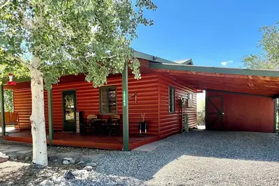 Image de Bungalow calme de 2 chambres sur un ranch privé de 70 acres