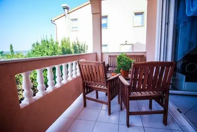 Image de One bedroom Apartment Jasko 5 near the sea on the island of Rab
