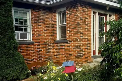 Image de Le joyau de Nottawa. 15 min à Blue Mtn, 30 min à Barrie. 2 chambres, 1 salle de bain.