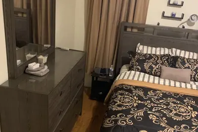 Image de Appartement privé confortable à East Harlem, Nyc!