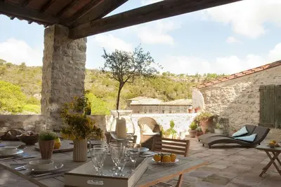 Image de House La France -Terrace Apartment. Riverside home  overlooking the river Orbieu