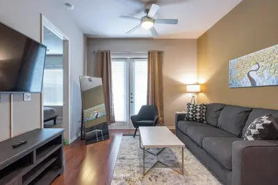 Image de Luxury Med Center Fully Equipped King Sized Bed Condos