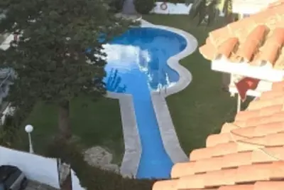 Image de A deux pas de la zone piétonne du Balcon de l'Europe!