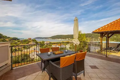 Image de Apartment Lapida A2 with Sea View and Pool