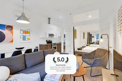 Image de Liv Mtl* 50% Off * Downtown 303 Peaceful 1br Oasis | Relaxed Getaway + Spacious + Office + Pets Stay Free!