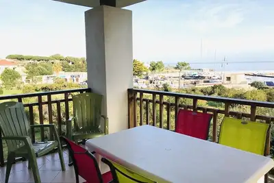 Image de Très bel appartement vue mer - Marine de Sant'Ambroggio - F3 B5n1