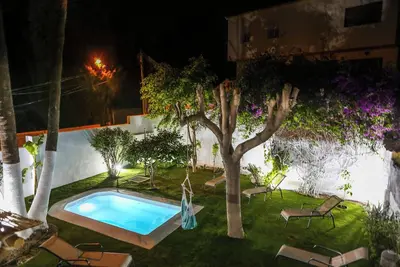 Image de Villa El Ranchito - Superb modern villa perfect for couples or small groups