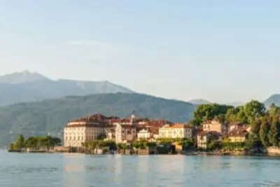 Image de La maison entre les deux lacs