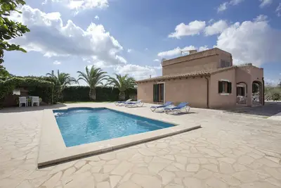 Image de Es Jardi (Servera). Situated on the outskirts of the lovely town of Santanyi