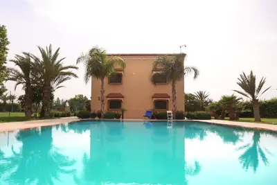 Image de villa calme en plein nature