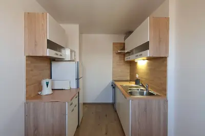 Image de Domen Tour As / Cityview 1br Appartement avec balcon privé, près de l'université