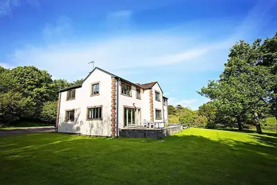 Image de The Bridge House, Dunbar avec bain Ă remous