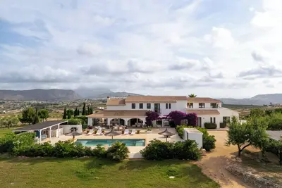 Image de Nouveau: finca moderne avec vue spectaculaire
