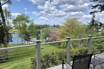 Image de Cozy 2 bedroom cottage with beautiful views of Mackerel Cove!