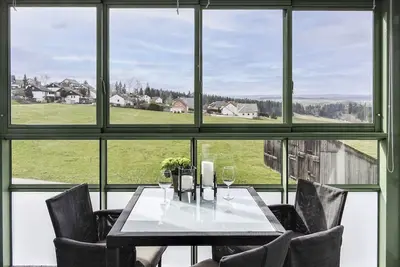 Image de Bel appartement pour 4 personnes avec piscine, Wifi, Tv et balcon