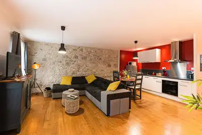 Image de Magnifique appartement face au château Henri Iv