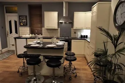 Image de Bronte Cinema Cottage At Hawoth - Charmant cottage traditionnel en terrasses