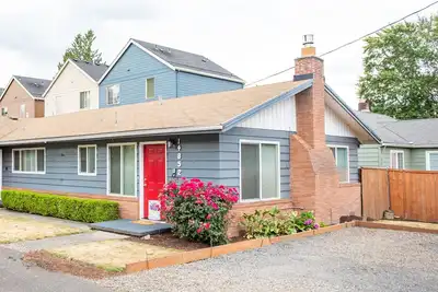 Image de Belles unités privées de 2 chambres avec Wifi Gratuit Rapide