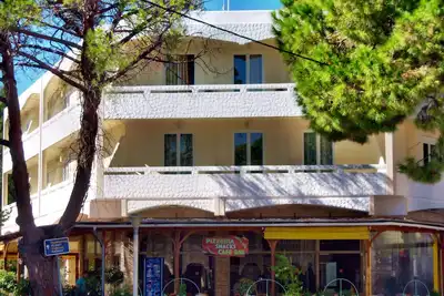 Fantasia Hotel Apartments