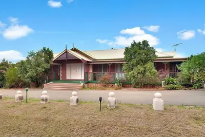 Image de King Retreat Estate - vous pouvez honnêtement marcher jusqu'aux concerts de Bimbadgen et Hope Estate