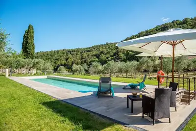 Image de Villa Le Liscaie, villa privée avec piscine dans la région de Crete Seseni. A / C et Wi-Fi!