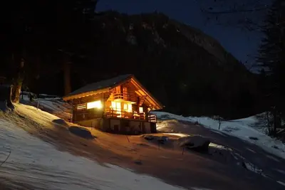 Image de Maison de vacances Schattenhalb pour 1 - 6 personnes avec 2 chambres à coucher - Chalet