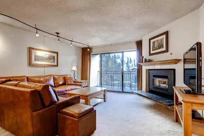 Image de Walk to Slopes & Village - Penthouse 1 Br / 1 Ba - Piscine chauffée / bain à remous 4-6 personnes