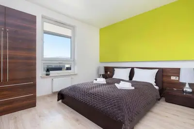 Kościuszki 16 | Lime and Brown Apartment | Balcony