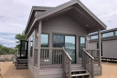 Image de Cottage Cabin 317 pour 6 personnes (Studio avec mezzanine et canapé-lit) au Resort