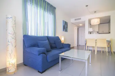 Image de Première ligne / Wifi / Spa / Vues mer / Piscine chauffée / Mascotte