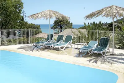Image de Merveilleuse maison de vacances avec piscine, climatisation, Wifi, Tv, terrasse et parking