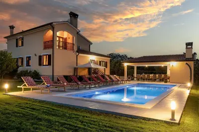 Image de Magnifique maison de vacances privée avec Wifi, piscine privée, Tv, terrasse et parking